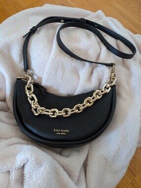 Small Smile Black Pebble Crossbody
